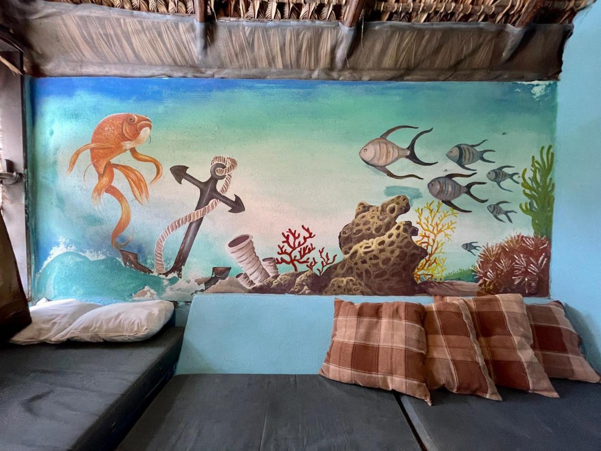 Johnnys Place Hotel Monterrico Εξωτερικό φωτογραφία