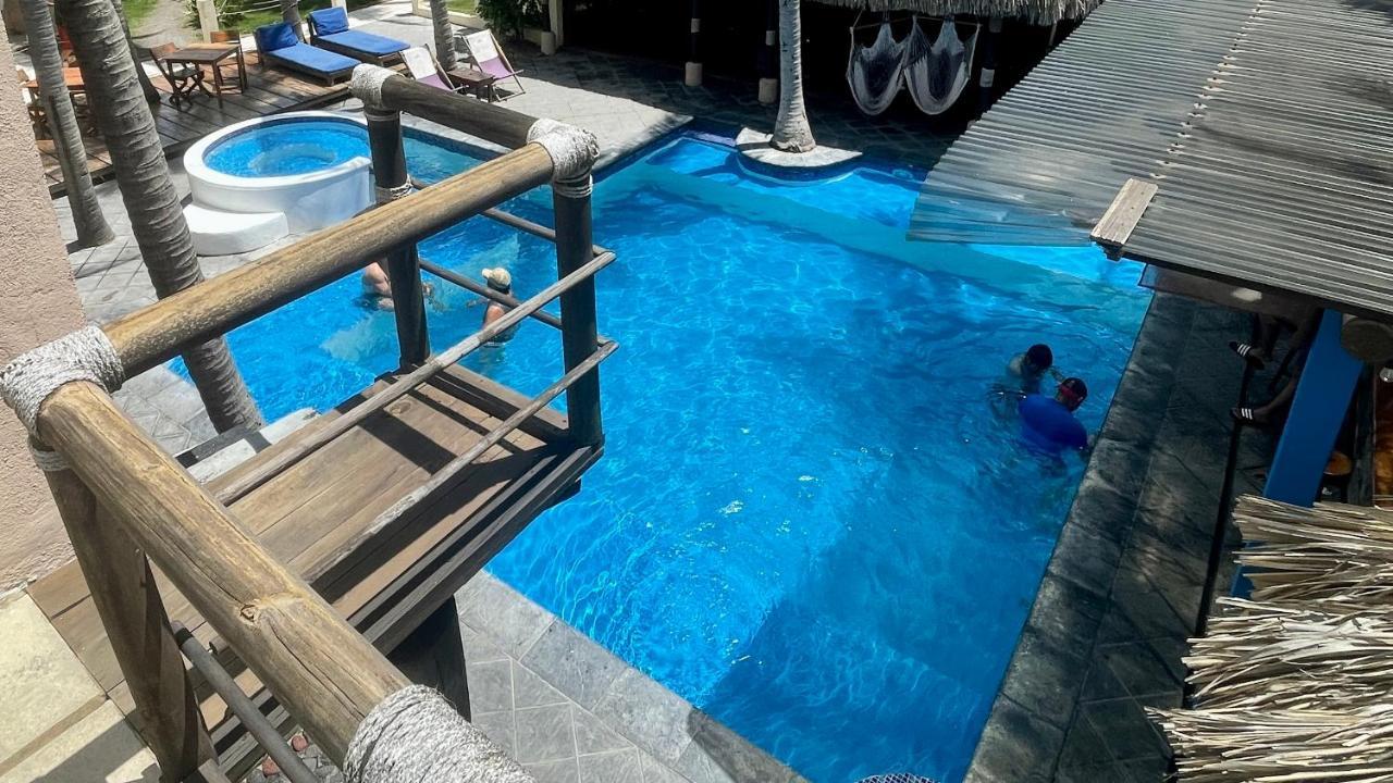 Johnnys Place Hotel Monterrico Εξωτερικό φωτογραφία