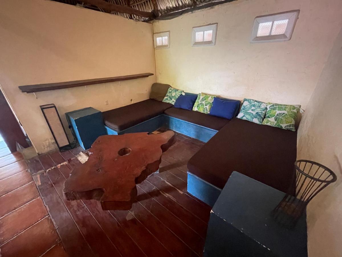 Johnnys Place Hotel Monterrico Εξωτερικό φωτογραφία