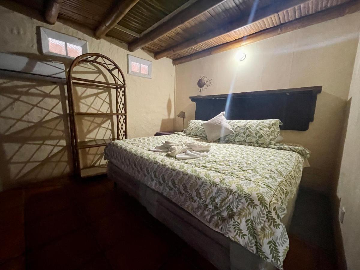 Johnnys Place Hotel Monterrico Εξωτερικό φωτογραφία