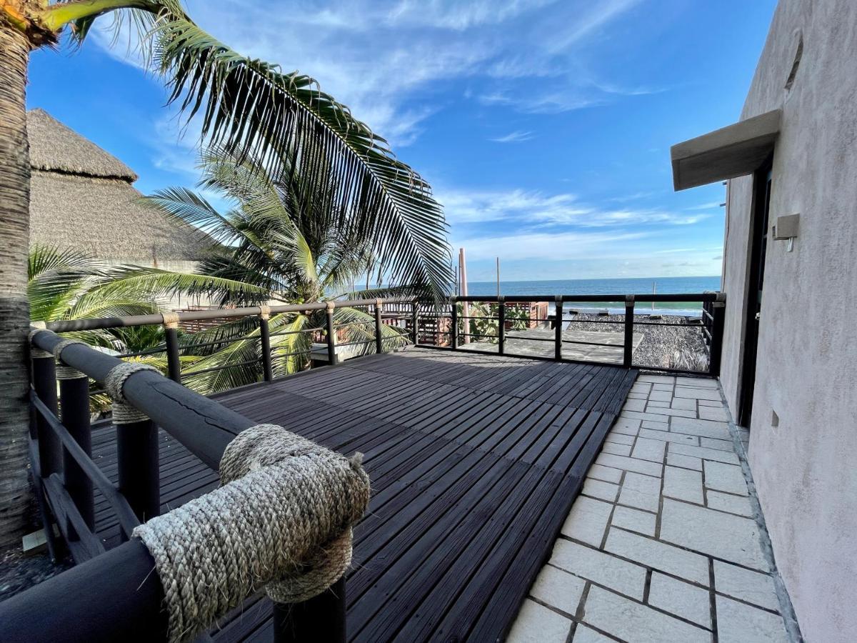 Johnnys Place Hotel Monterrico Εξωτερικό φωτογραφία